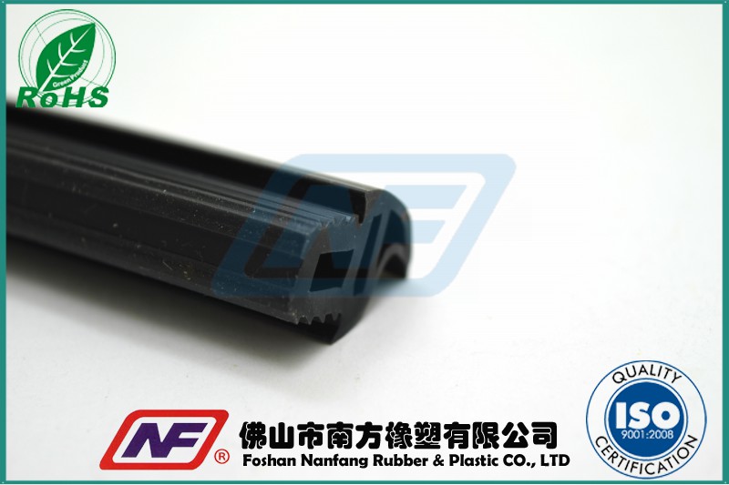 淺談新型汽車橡膠密封條的材質(zhì)小知識
